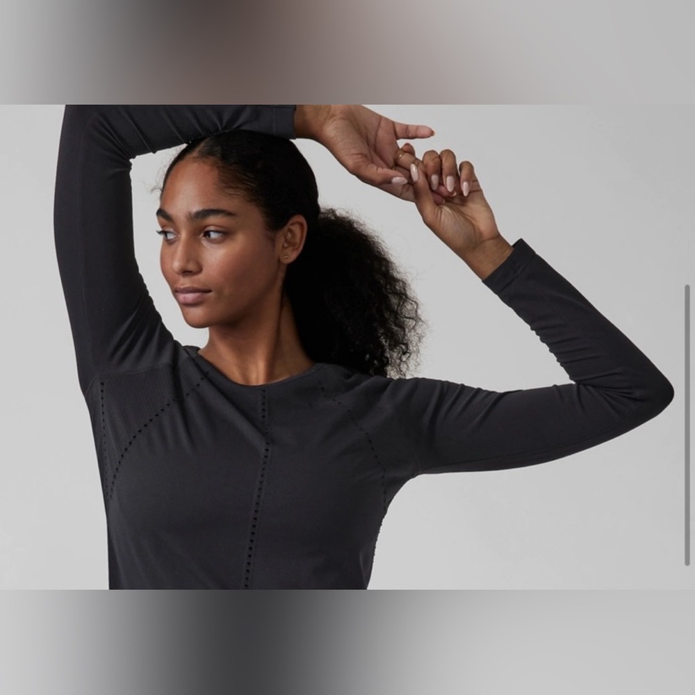 Athleta black Long Sleeve Top